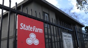 Совхоз объявляет о выплате дивидендов в размере 5 миллиардов долларов клиентам автострахования 