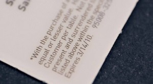 De kleine lettertjes van creditcards begrijpen:8 algemene clausules 