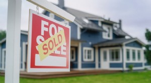 Strategiska fastighetsinvesteringar:Maximera 200 000 USD 